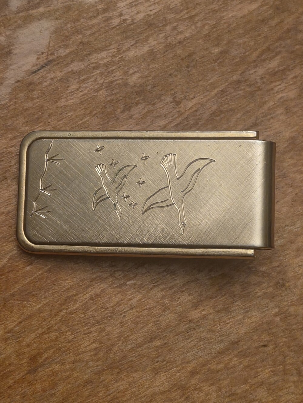 Gold-plated Engraveable Hinged Money Clip With Bird's Flying